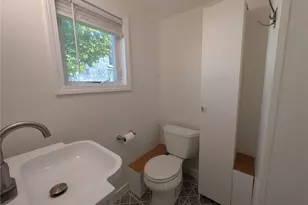 15 N Water St, Portsmouth, RI 02871 - Photo 18