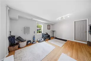 78 Riverside Dr, South Kingstown, RI 02879 - Photo 10
