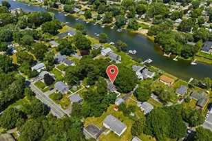 78 Riverside Dr, South Kingstown, RI 02879 - Photo 4
