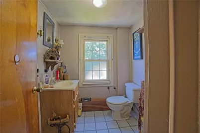 59 Wells Avenue, Warwick, RI 02889 - Photo 12