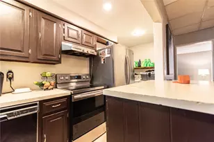 14 South Larchmont Ave, North Providence, RI 02911 - Photo 12