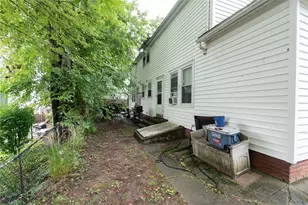 14 South Larchmont Ave, North Providence, RI 02911 - Photo 26