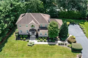 38 Mark Dr Dr, Lincoln, RI 02865 - Photo 4