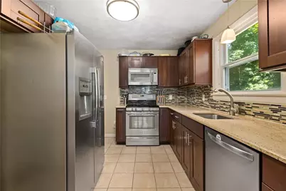 389 Great Road, Lincoln, RI 02865 - Photo 6