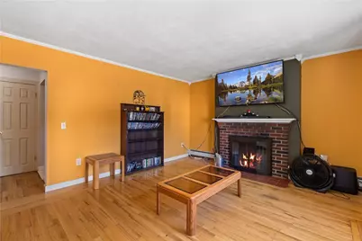 389 Great Road, Lincoln, RI 02865 - Photo 4