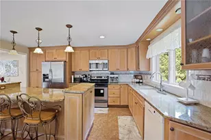 4 Nantucket Ave, Westerly, RI 02891 - Photo 12