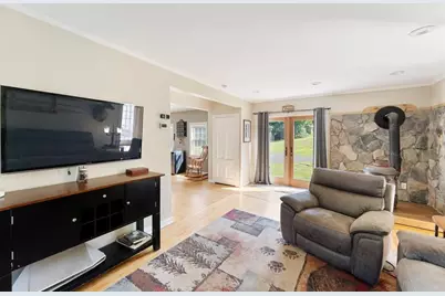 1530 Hartford Pike, Killingly, CT 06243 - Photo 8