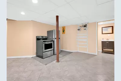 63 W Cole Street, Pawtucket, RI 02860 - Photo 38