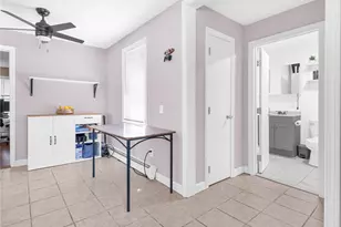 63 W Cole St, Pawtucket, RI 02860 - Photo 10