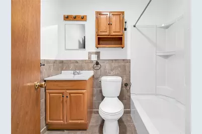 63 W Cole Street, Pawtucket, RI 02860 - Photo 32