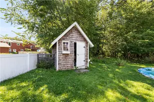 40 Fern Dr, Warren, RI 02885 - Photo 32