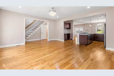 102 Hunting Hill Drive, Cumberland, RI 02864 - Photo 14