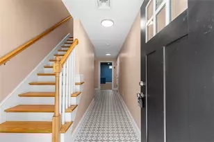 102 Hunting Hill Dr, Cumberland, RI 02864 - Photo 4