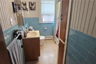 904 Newport Ave, Pawtucket, RI 02861 - Photo 6