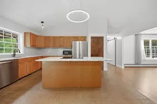 884 Reynolds Rd, Glocester, RI 02814 - Photo 20