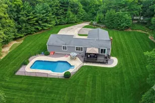 884 Reynolds Rd, Glocester, RI 02814 - Photo 2