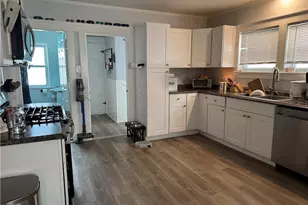 31 Bristol Ave, Pawtucket, RI 02861 - Photo 28