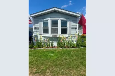 23 Bayview Park Avenue, Middletown, RI 02842 - Photo 4