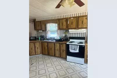 23 Bayview Park Avenue, Middletown, RI 02842 - Photo 8