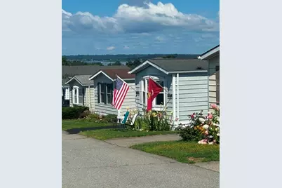 23 Bayview Park Avenue, Middletown, RI 02842 - Photo 2