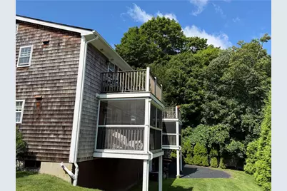 40 Prospect Avenue #A4, Narragansett, RI 02882 - Photo 2