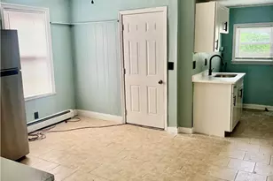 217 Carleton St, Providence, RI 02908 - Photo 8
