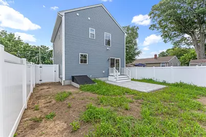 10 Fyffe Avenue, Cranston, RI 02920 - Photo 4