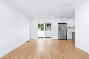 10 Fyffe Ave, Cranston, RI 02920 - Photo 6