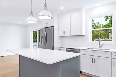 10 Fyffe Avenue, Cranston, RI 02920 - Photo 12
