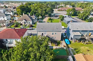 72 Tower St, Fall River, MA 02724 - Photo 6