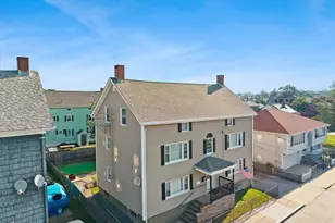 72 Tower St, Fall River, MA 02724 - Photo 4