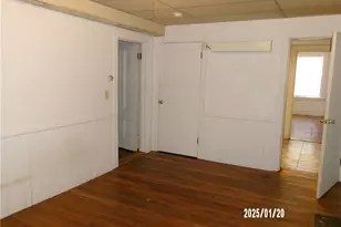 100 Bowen St, Providence, RI 02906 - Photo 8