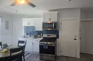 59 Court St, Bristol, RI 02809 - Photo 12