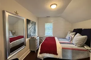36 Grafton St, Newport, RI 02840 - Photo 28