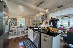 36 Grafton St, Newport, RI 02840 - Photo 14