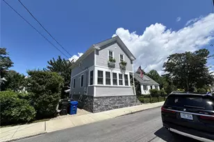 36 Grafton St, Newport, RI 02840 - Photo 2
