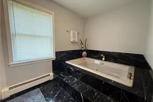 20 Morrison Ave, Middletown, RI 02842 - Photo 28