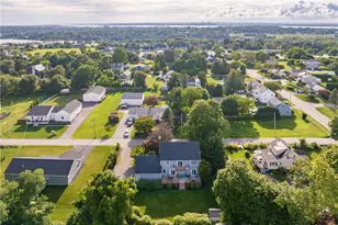 20 Morrison Ave, Middletown, RI 02842 - Photo 6