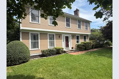 20 Morrison Avenue, Middletown, RI 02842 - Photo 2