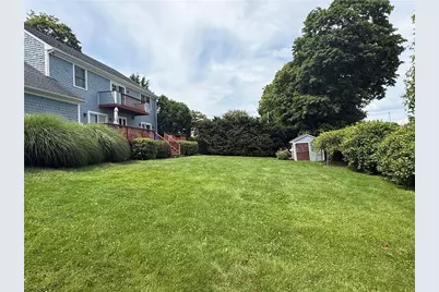 20 Morrison Avenue, Middletown, RI 02842 - Photo 6