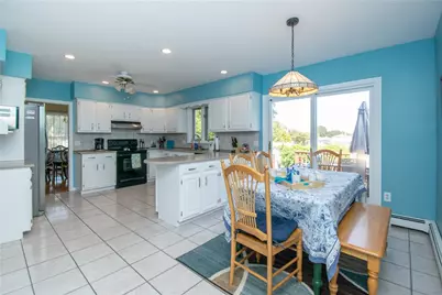 20 Morrison Avenue, Middletown, RI 02842 - Photo 18