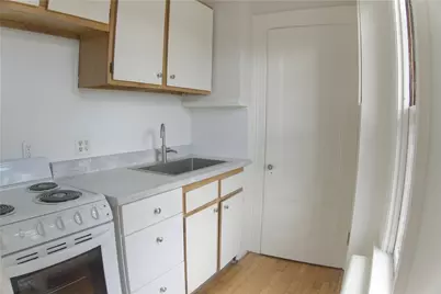765 Park Avenue #2C, Cranston, RI 02910 - Photo 4