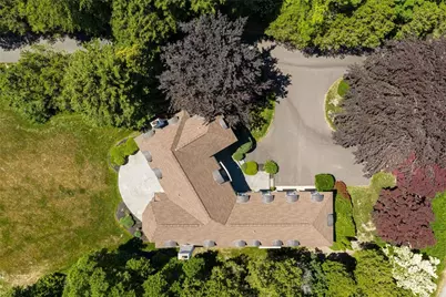517 Tuckerman Avenue, Middletown, RI 02842 - Photo 44