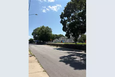 359 Mason Street, Woonsocket, RI 02895 - Photo 32