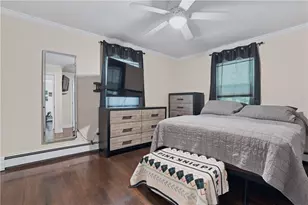7 Byrd Ave, Johnston, RI 02919 - Photo 10