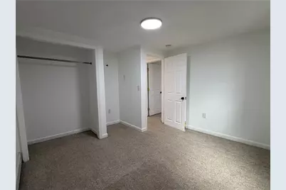 38 Marion Avenue N, Providence, RI 02905 - Photo 18