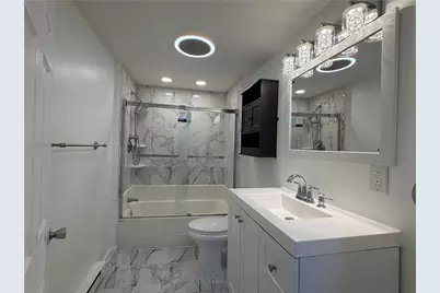 38 Marion Avenue N, Providence, RI 02905 - Photo 14