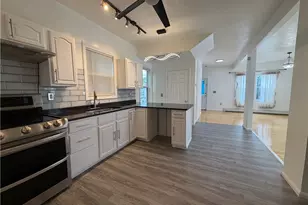 38 Marion Ave N, Providence, RI 02905 - Photo 2