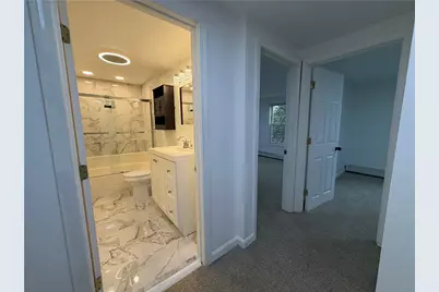 38 Marion Avenue N, Providence, RI 02905 - Photo 12