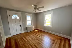 348 Market St, Warren, RI 02885 - Photo 6